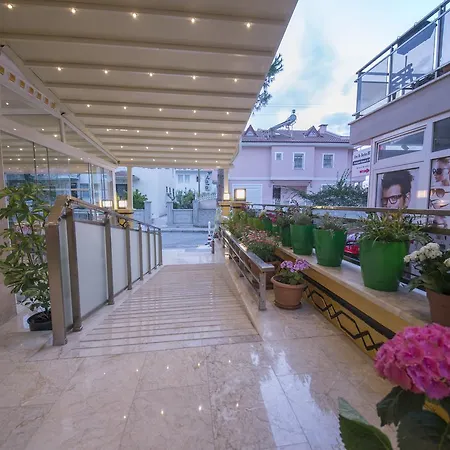 Kayı Otel 2*
